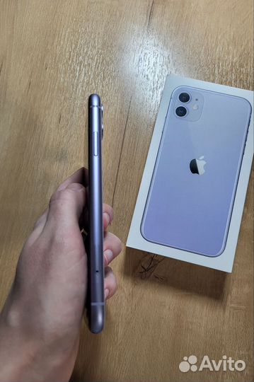 iPhone 11, 64 ГБ