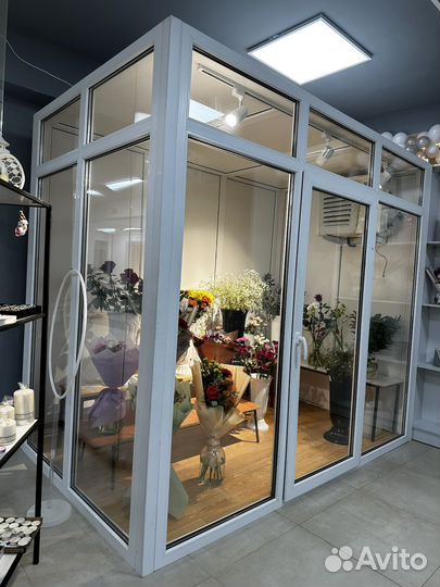 Холодильник для цветов