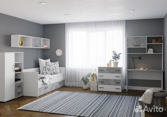 Письменный стол