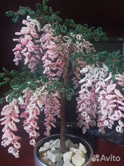 Дерево глициния из бисера. Ручная работа