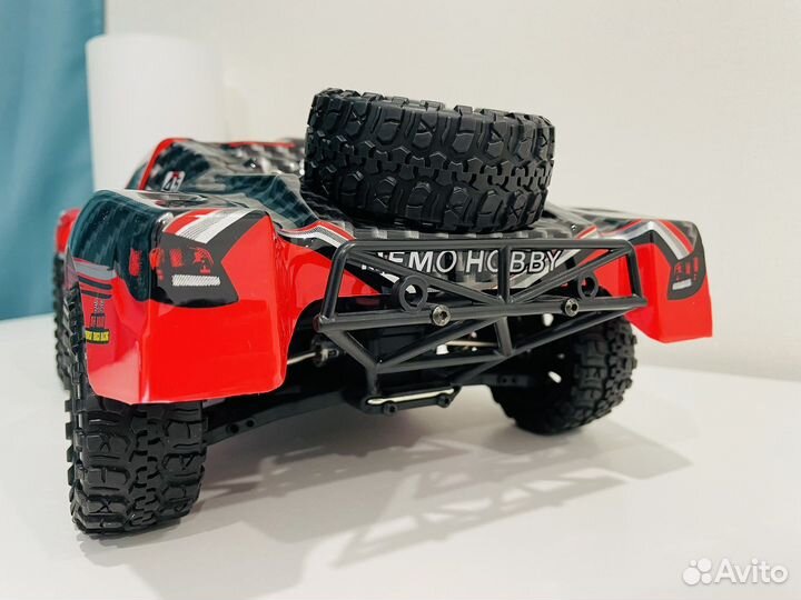 Радиоуправляемая Машинка