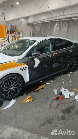 Расклейка такси, снятие рекламы и брэнда