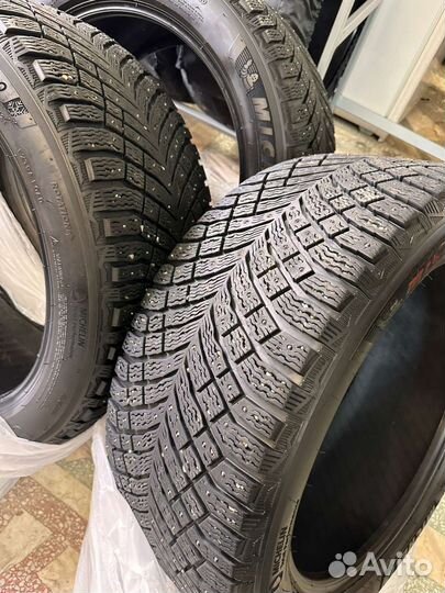Michelin X-Ice North 4 SUV 275/45 R20 и 305/40 R20 110T
