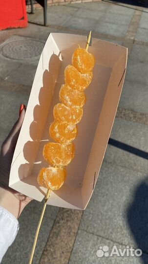 Кейтеринг, сладкий стол, фрукты в карамели