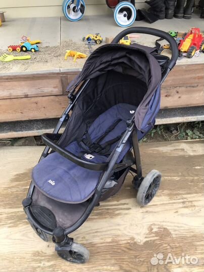Коляска joie