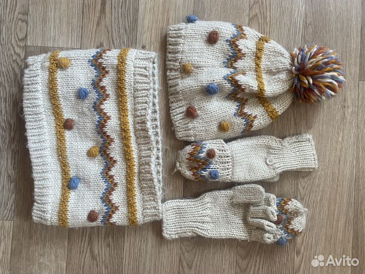 Комплект шапка снуд перчатки zara
