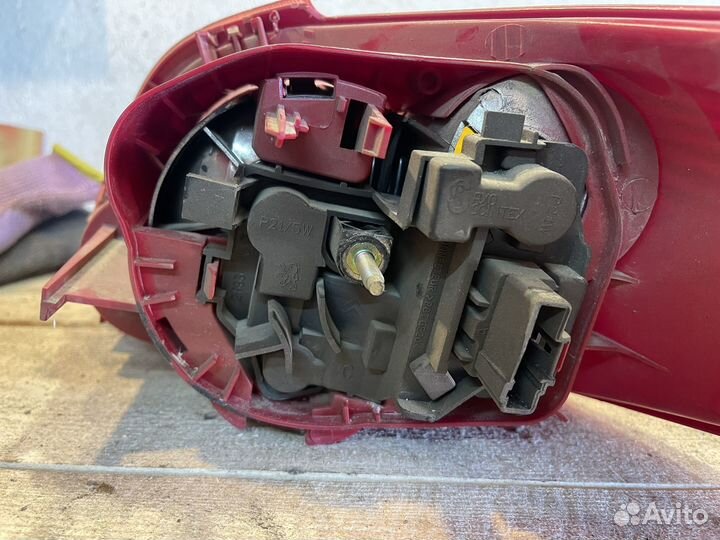 Задние фонари peugeot 206