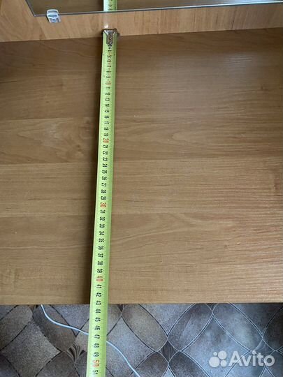 Туалетный столик с зеркалом