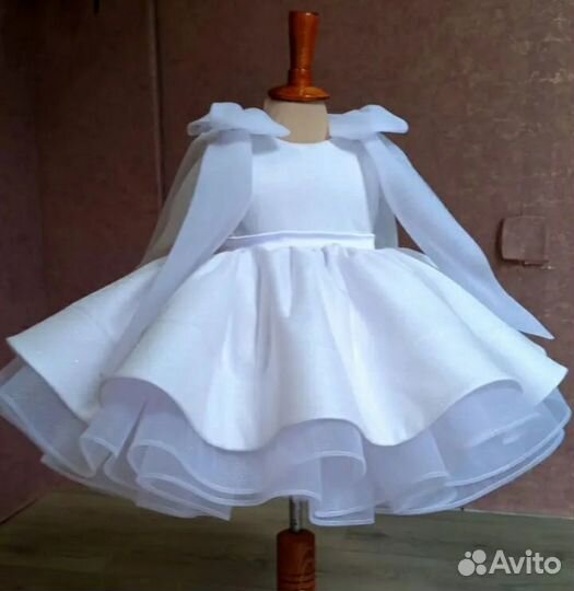 Красивое платье на выпускной,130.Новое