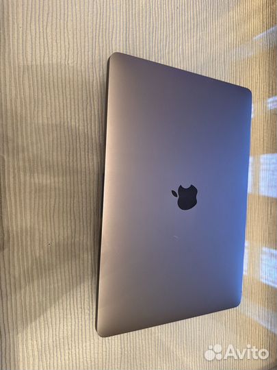 Apple MacBook Pro 13