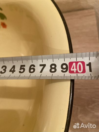 Эмалированный таз