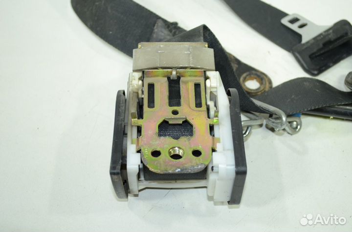 Ремень безопасности передний правый Ford Focus DF