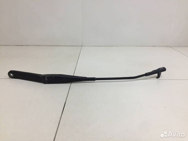Поводок стеклоочистителя передний левый Ford Focus