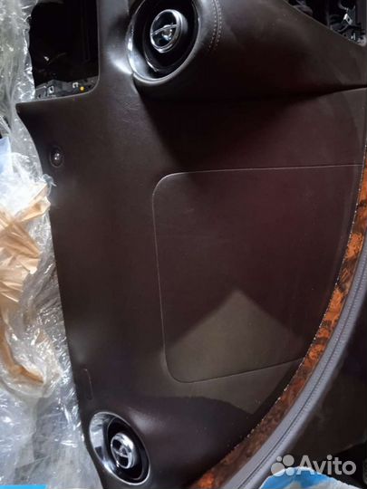 Торпедо, панель передняя, безопасность Jaguar XJ