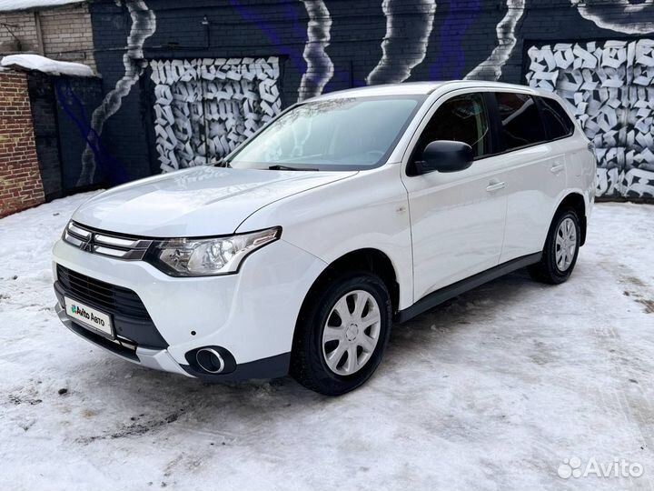 Mitsubishi Outlander 2.0 CVT, 2014, 208 000 км