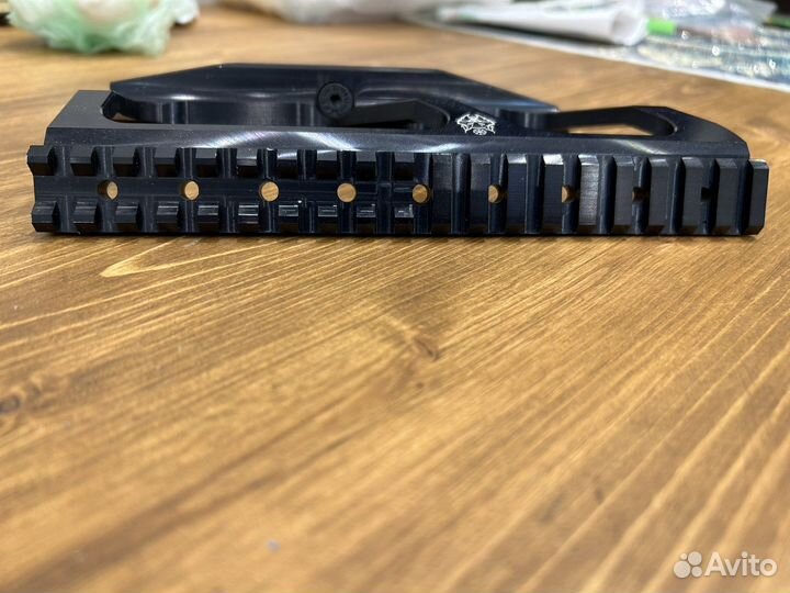 Кронштейн рысь