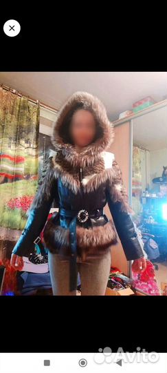 Куртка демисезонная женская 42 с капюшоном