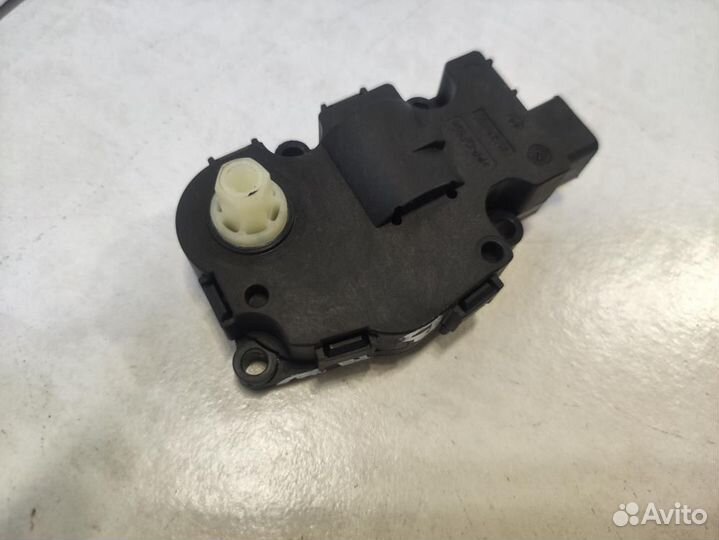 Сервопривод заслонок печки BMW 5-series F10