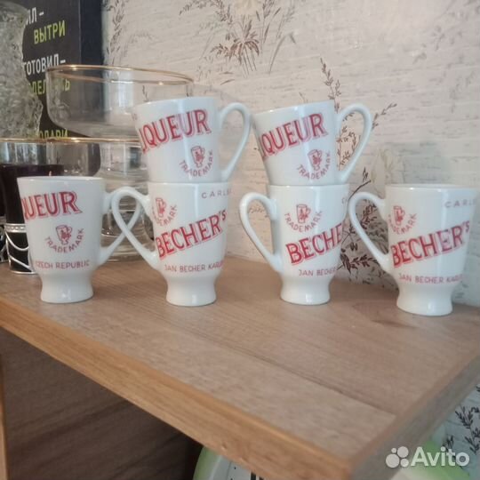 Фарфоровые рюмки