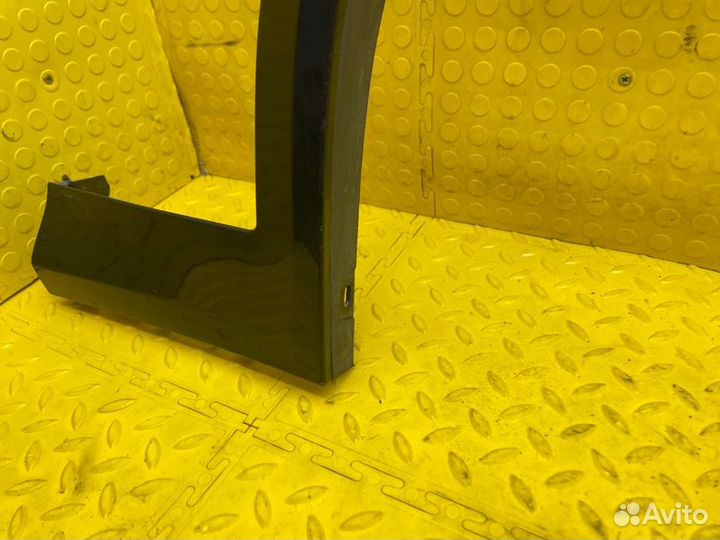 Б/У Накладка крыла - В хорошем состоянииn