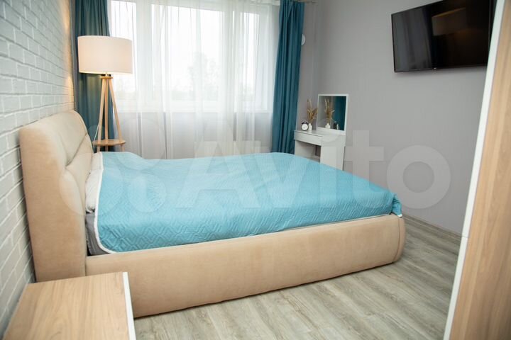 2-к. квартира, 56 м², 2/8 эт.