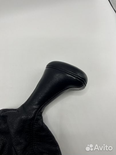 Чехол кулисы w124 5-ступ. Dogleg Новый