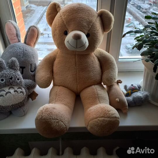 Большая мягкая игрушка. Мягкий медведь