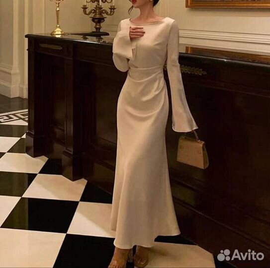 Платье белое шелковое длинное размер s-42