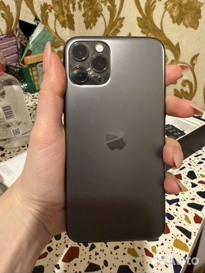 iPhone 11 Pro, 64 ГБ