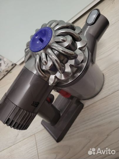 Пылесос dyson dc62