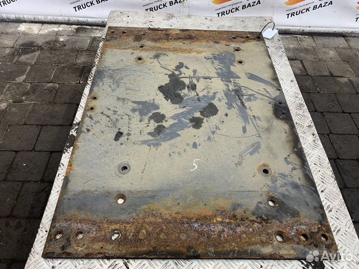 1377195 Плита под седло 880х650х12