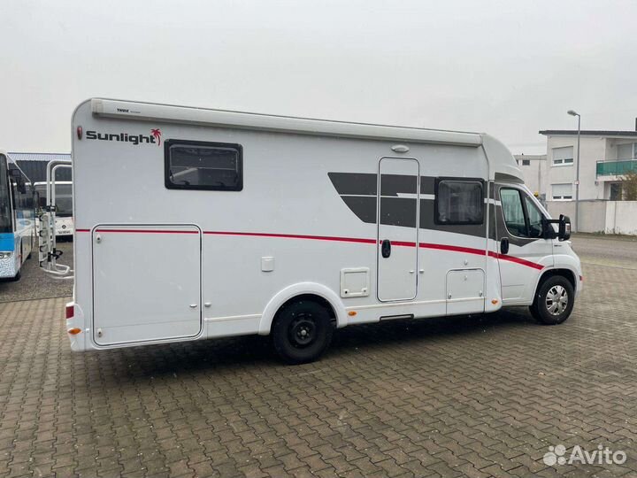 Полуинтегрированный Sunlight T69, 2019