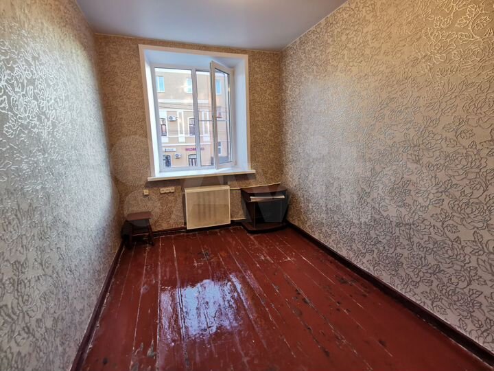 Комната 8,5 м² в 1-к., 2/4 эт.