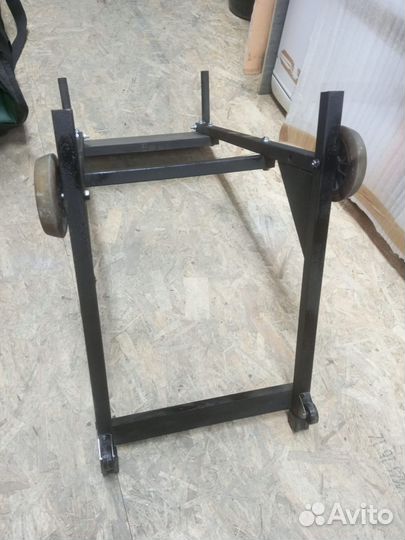 Тележка для лодочного мотора