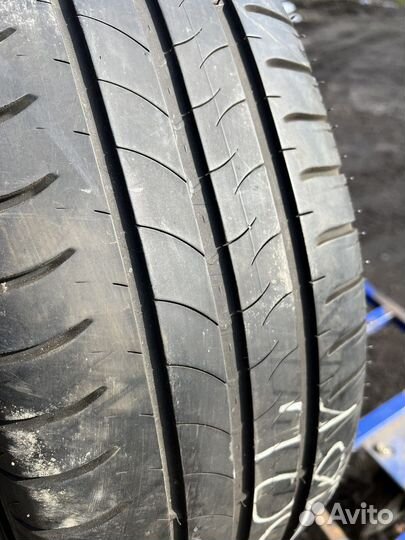 Michelin Energy Saver 215/60 R16