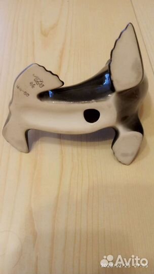 Фарфоровые статуэтка, лфз