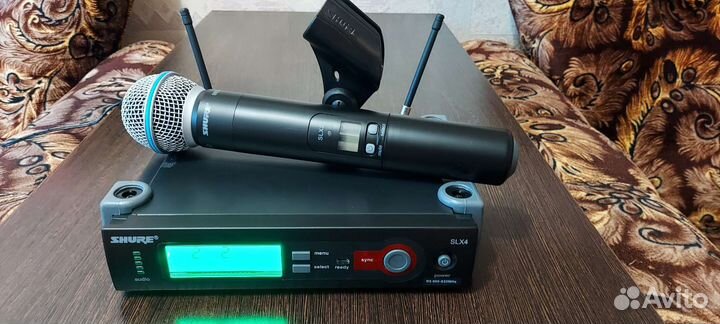 Shure. SLX24, beta 58A