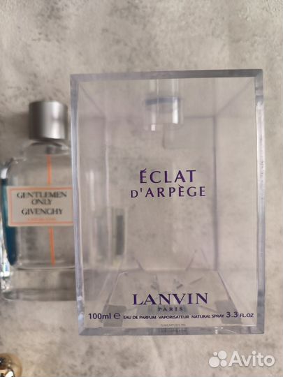 Флаконы, коробки от парфюмерии