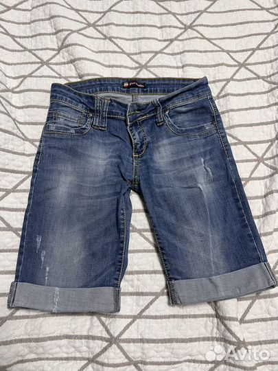 Джинсовые шорты