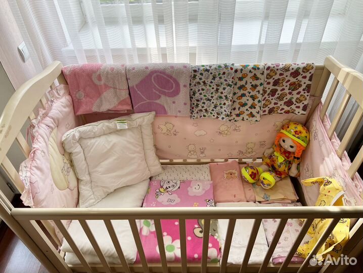 Детская кроватка + доп. принадлежности
