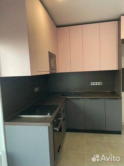 Кухни в наличии и на заказ