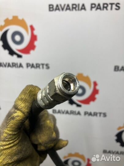 Трубка масляная Mercedes E W212 3.5 2010