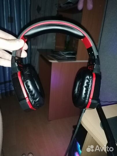 Игровые наушники