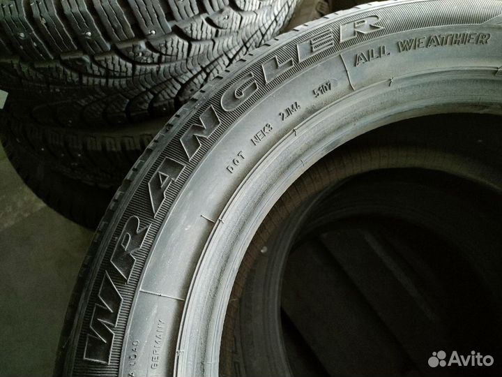 Goodyear Wrangler HP All Weather 235/60 R18