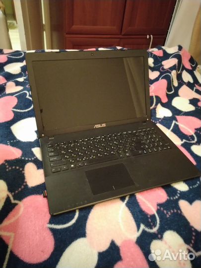 Рабочий ноутбук Asus F553M
