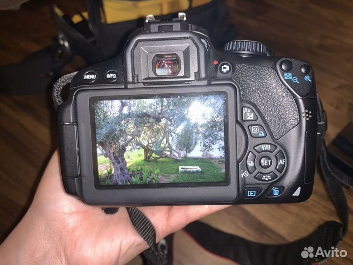 Зеркальный фотоаппарат canon 650d