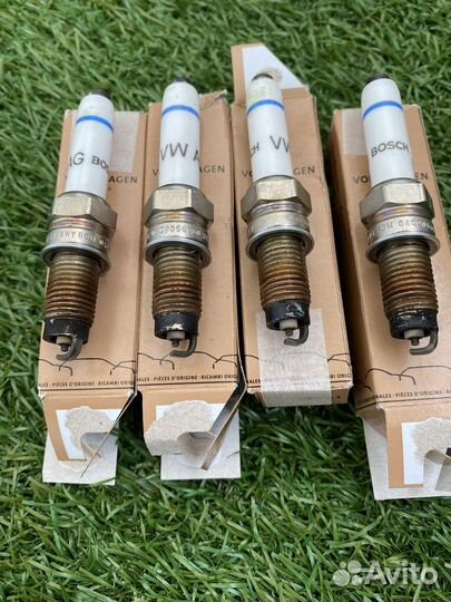 Свечи зажигания на volkswagen polo 04C 905 616
