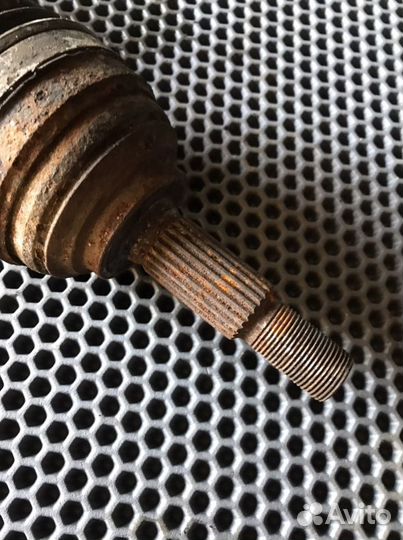 Ниссан альмера g 15 привод правый