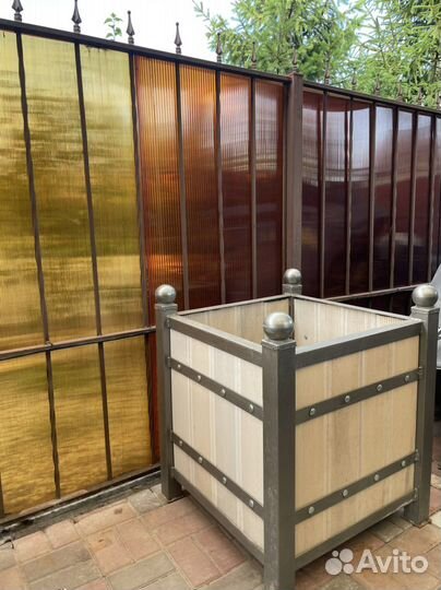 Клумба металлическая