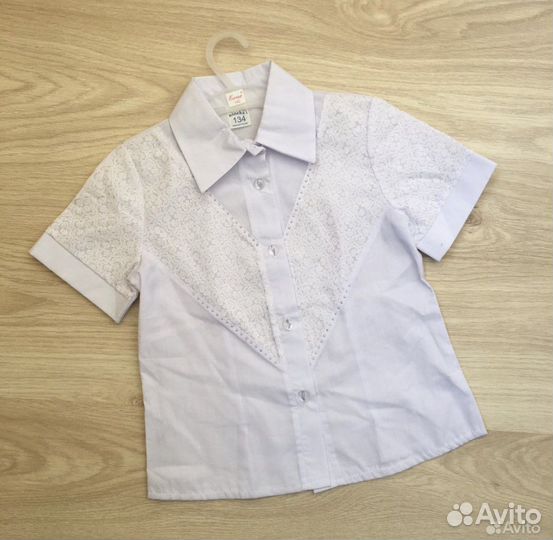 Блузы школьные и рубашки